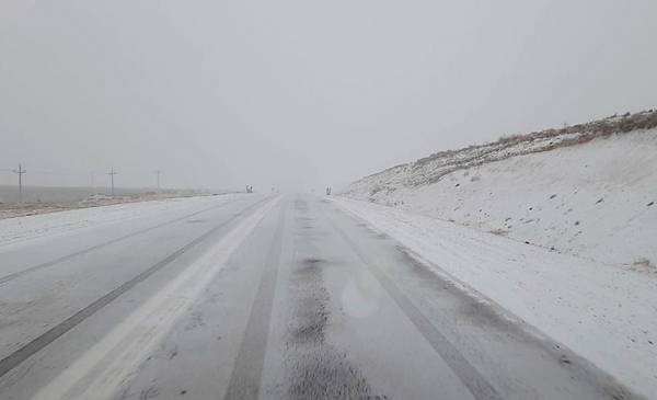 Rige un alerta amarilla por fuertes nevadas en la cordillera chubutense