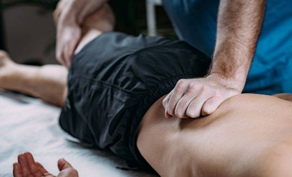 ¿Querés aprender masoterapia deportiva? Brindan un seminario con teoría y mucha práctica