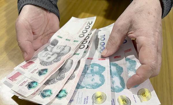 Salarios e inflación: ocho de cada diez argentinos sienten que pierden poder adquisitivo