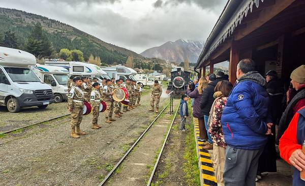 Esquel dio inicio al 18° Encuentro Sudamericano de Ranchomovilismo