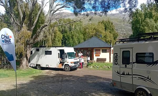 El Parque Nacional Los Alerces abrió su temporada con un encuentro sudamericano rodantero