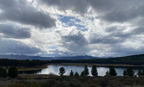 Clima en Esquel: domingo con cielo cubierto y una máxima de 15°
