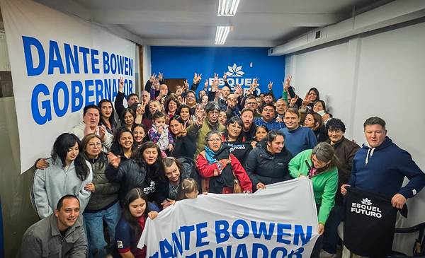 "Falta empleo" y "queremos refundar Chubut": los mensajes de Luque y Bowen en Esquel