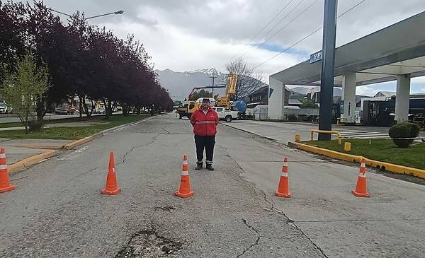 Corte de calle en avenida Ameghino por trabajos en la estación de servicio YPF Full