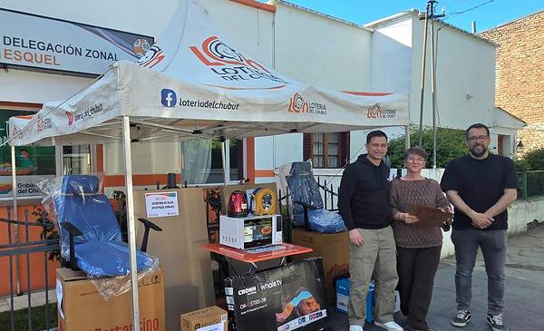 Lotería del Chubut entregó equipamiento para el Hospital de Esquel y puestos sanitarios de la región